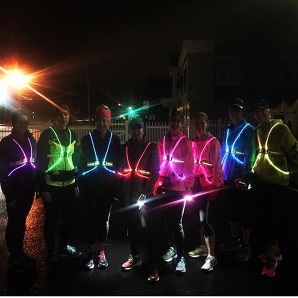 سترة عاكسة للرؤية الليلية بزاو - مراجعة Reflective Cycling Vest وسعره